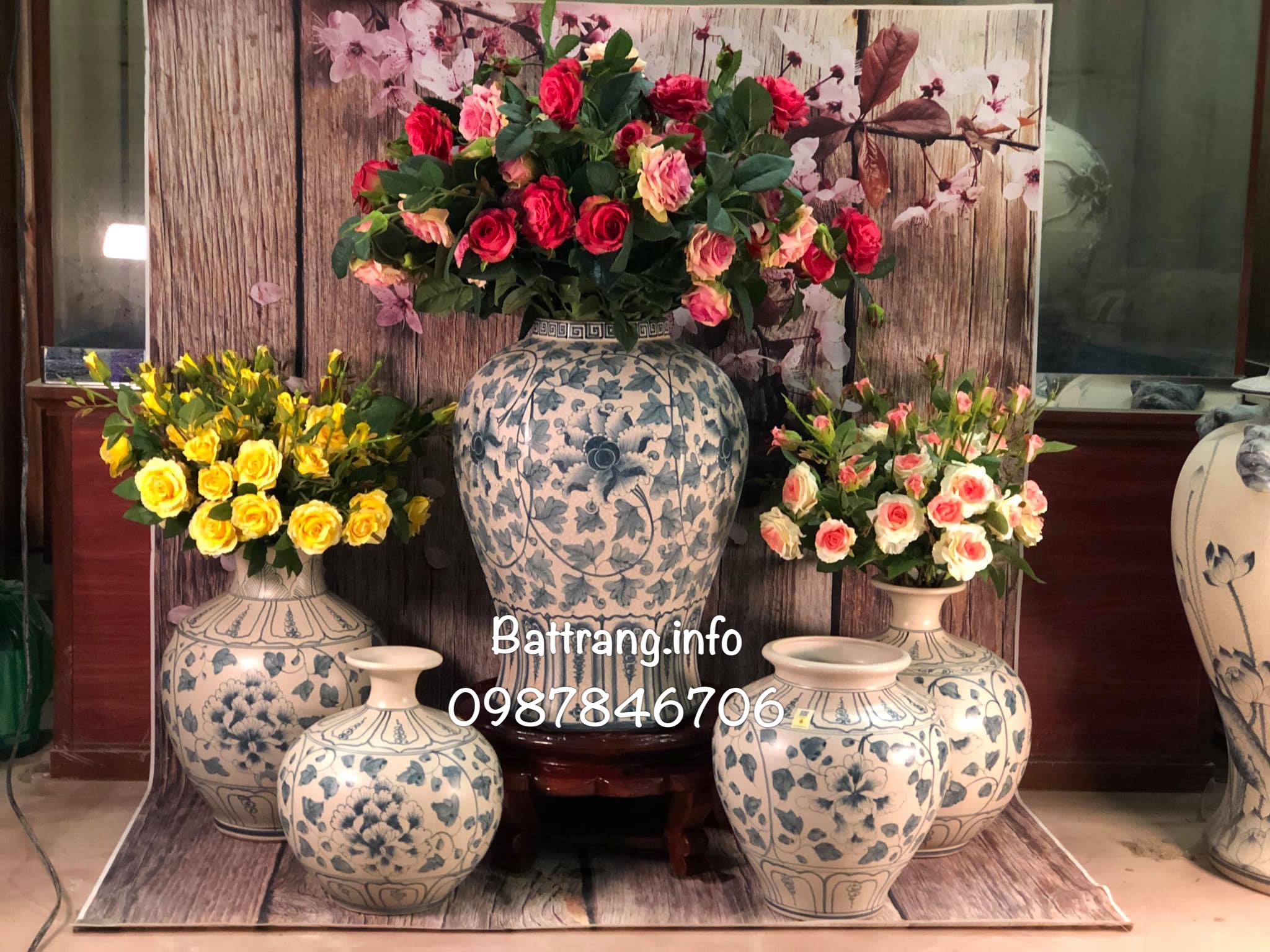 Lọ hoa gốm sứ Battrang